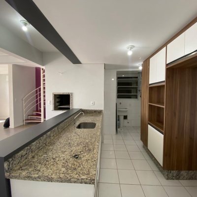 Apartamentos com 95m², 1 quarto, 1 suíte, 2 garagens, no bairro Barreiros em São José