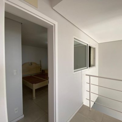 Apartamentos com 95m², 1 quarto, 1 suíte, 2 garagens, no bairro Barreiros em São José