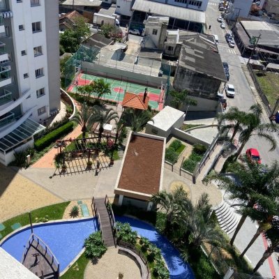 Apartamentos com 95m², 1 quarto, 1 suíte, 2 garagens, no bairro Barreiros em São José