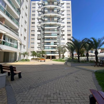 Apartamentos com 95m², 1 quarto, 1 suíte, 2 garagens, no bairro Barreiros em São José