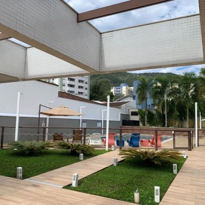 Apartamentos com 65m², 2 quartos, 1 suíte, 1 garagem, no bairro Itacorubi em Florianópolis