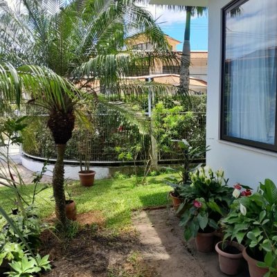 Casa em Condomínio com 288m², 4 quartos, 4 suítes, 4 garagens, no bairro Cachoeira Do Bom Jesus em Florianópolis