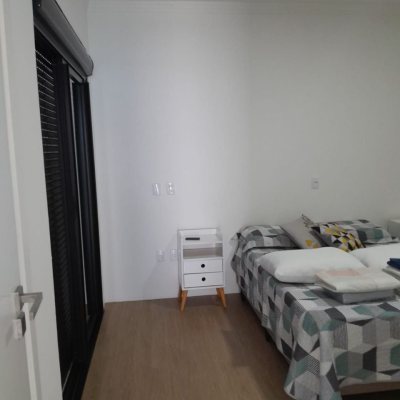 Casa em Condomínio com 288m², 4 quartos, 4 suítes, 4 garagens, no bairro Cachoeira Do Bom Jesus em Florianópolis