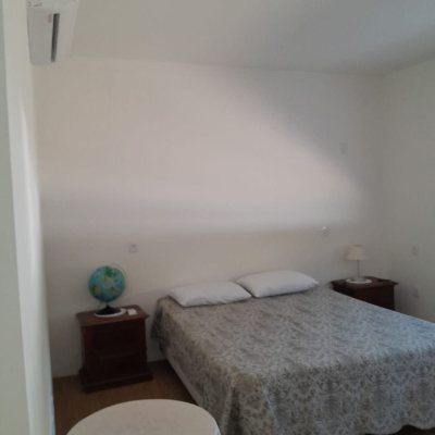 Casa em Condomínio com 288m², 4 quartos, 4 suítes, 4 garagens, no bairro Cachoeira Do Bom Jesus em Florianópolis