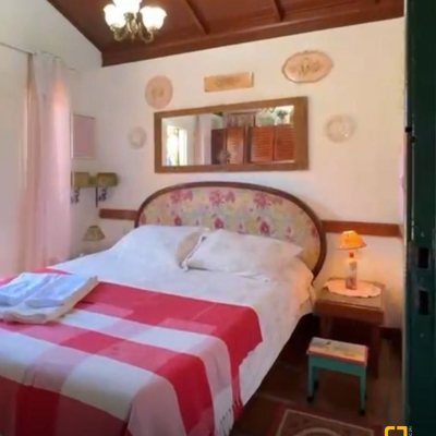 Chalé com 54m², 1 quarto, 1 garagem, no bairro Cachoeira Do Bom Jesus em Florianópolis