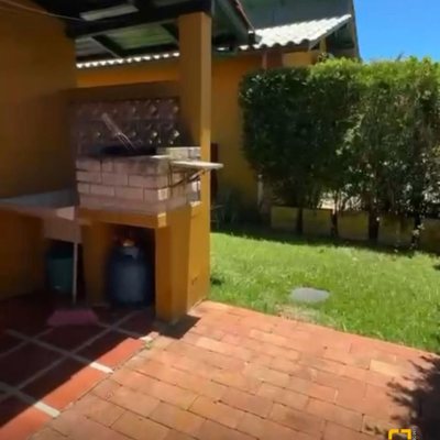 Chalé com 54m², 1 quarto, 1 garagem, no bairro Cachoeira Do Bom Jesus em Florianópolis