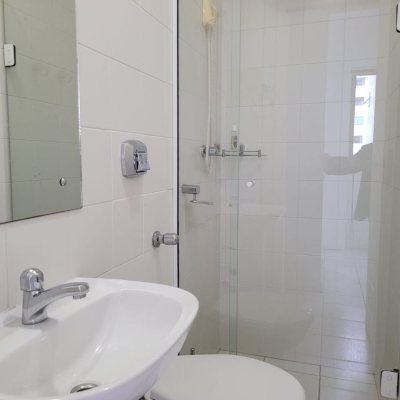 Apartamentos com 131m², 3 quartos, 1 suíte, 2 garagens, no bairro Centro em Florianópolis