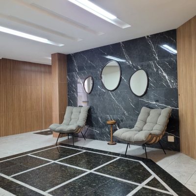 Apartamentos com 131m², 3 quartos, 1 suíte, 2 garagens, no bairro Centro em Florianópolis