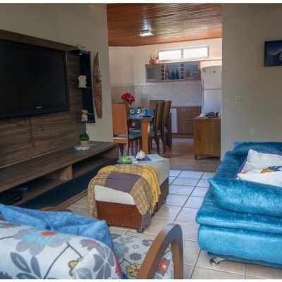 Casa Residencial com 180m², 4 quartos, 1 suíte, 4 garagens, no bairro Campeche em Florianópolis