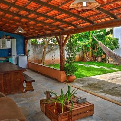 Casa Residencial com 180m², 4 quartos, 1 suíte, 4 garagens, no bairro Campeche em Florianópolis