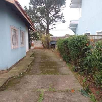 Casa Residencial com 180m², 4 quartos, 1 suíte, 4 garagens, no bairro Campeche em Florianópolis