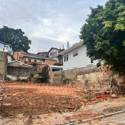 Terreno Comercial/Residencial com 280m², no bairro Prainha em Florianópolis