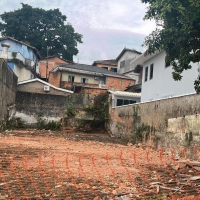 Terreno Comercial/Residencial com 280m², no bairro Prainha em Florianópolis