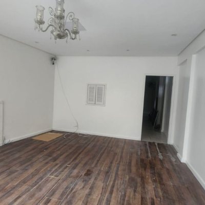 Loja com 90m², no bairro Trindade em Florianópolis