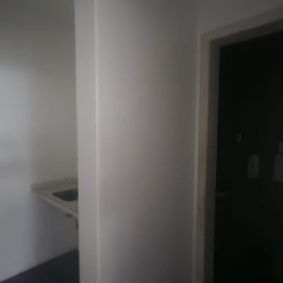 Loja com 90m², no bairro Trindade em Florianópolis