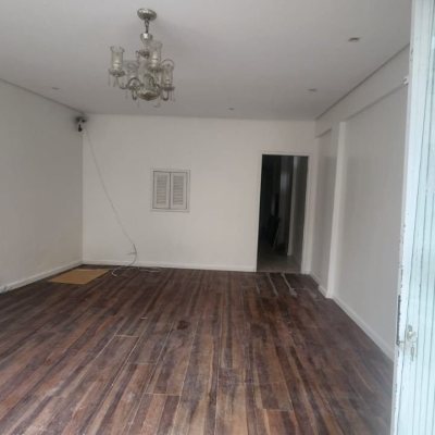 Loja com 90m², no bairro Trindade em Florianópolis
