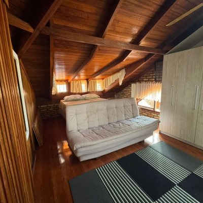 Casa Residencial com 280m², 4 quartos, 4 suítes, 3 garagens, no bairro Jurerê em Florianópolis