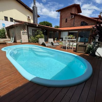 Casa Residencial com 280m², 4 quartos, 4 suítes, 3 garagens, no bairro Jurerê em Florianópolis