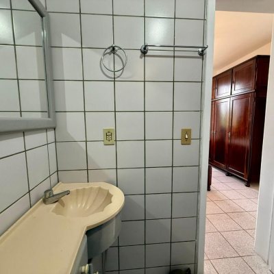 Apartamentos com 125m², 3 quartos, 1 suíte, 1 garagem, no bairro Ingleses do Rio Vermelho em Florianópolis