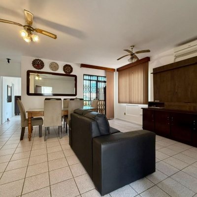 Apartamentos com 125m², 3 quartos, 1 suíte, 1 garagem, no bairro Ingleses do Rio Vermelho em Florianópolis