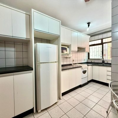 Apartamentos com 125m², 3 quartos, 1 suíte, 1 garagem, no bairro Ingleses do Rio Vermelho em Florianópolis