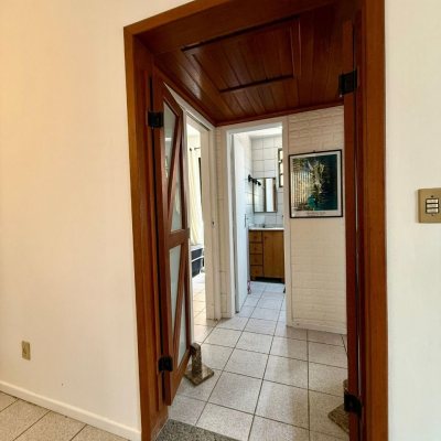 Apartamentos com 125m², 3 quartos, 1 suíte, 1 garagem, no bairro Ingleses do Rio Vermelho em Florianópolis