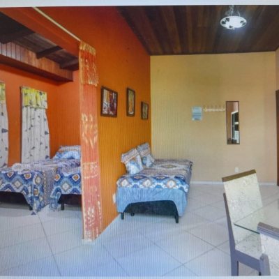 Casa Residencial com 1000m², 4 quartos, 4 suítes, 4 garagens, no bairro São Miguel (Guaporanga) em Biguaçu