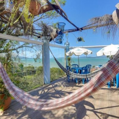 Casa Residencial com 1000m², 4 quartos, 4 suítes, 4 garagens, no bairro São Miguel (Guaporanga) em Biguaçu