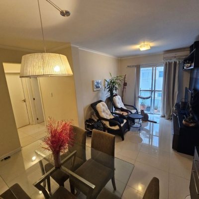 Apartamentos com 63m², 2 quartos, 1 garagem, no bairro Trindade em Florianópolis