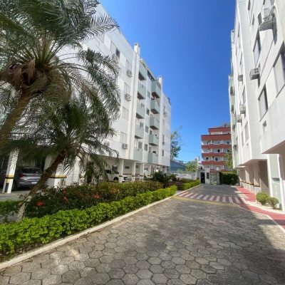 Apartamentos com 63m², 2 quartos, 1 garagem, no bairro Trindade em Florianópolis