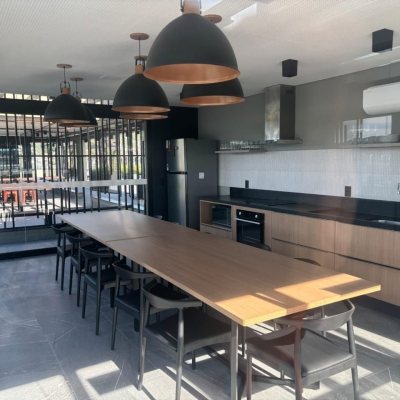 Studio Residencial com 32m², 1 garagem, no bairro Trindade em Florianópolis