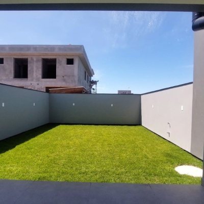 Casa Residencial com 170m², 4 quartos, 3 suítes, 2 garagens, no bairro Campeche em Florianópolis