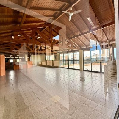 Apartamentos com 186m², 5 quartos, 3 suítes, 1 garagem, no bairro Ingleses do Rio Vermelho em Florianópolis