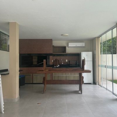 Apartamentos com 91m², 3 quartos, 1 suíte, 2 garagens, no bairro Córrego Grande em Florianópolis