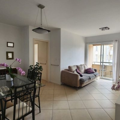 Apartamentos com 91m², 3 quartos, 1 suíte, 2 garagens, no bairro Córrego Grande em Florianópolis