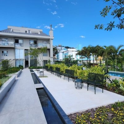 Apartamentos com 106m², 2 quartos, 2 suítes, 2 garagens, no bairro João Paulo em Florianópolis