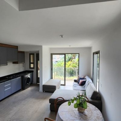 Apartamentos com 106m², 2 quartos, 2 suítes, 2 garagens, no bairro João Paulo em Florianópolis