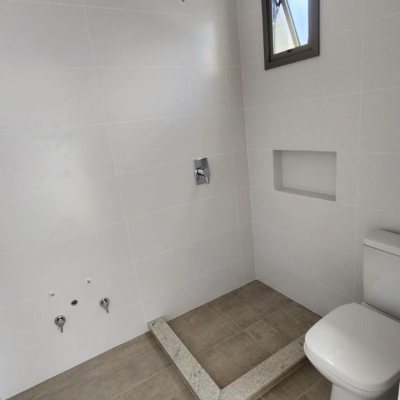 Apartamentos com 106m², 2 quartos, 2 suítes, 2 garagens, no bairro João Paulo em Florianópolis