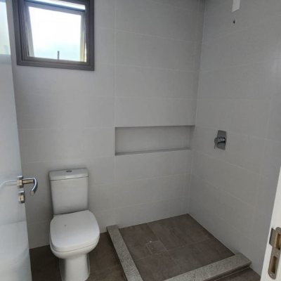 Apartamentos com 106m², 2 quartos, 2 suítes, 2 garagens, no bairro João Paulo em Florianópolis