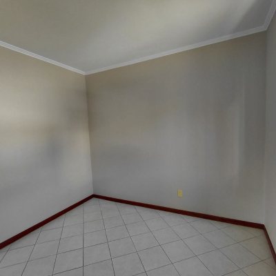 Apartamentos com 67m², 2 quartos, 1 garagem, no bairro Pantanal em Florianópolis