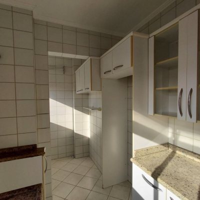 Apartamentos com 67m², 2 quartos, 1 garagem, no bairro Pantanal em Florianópolis