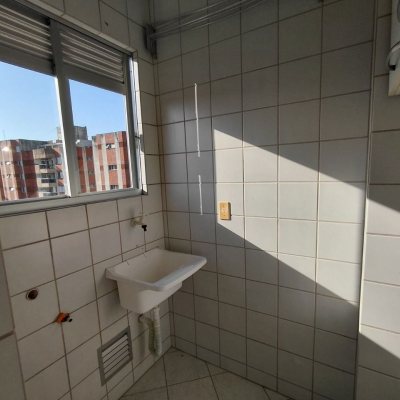 Apartamentos com 67m², 2 quartos, 1 garagem, no bairro Pantanal em Florianópolis