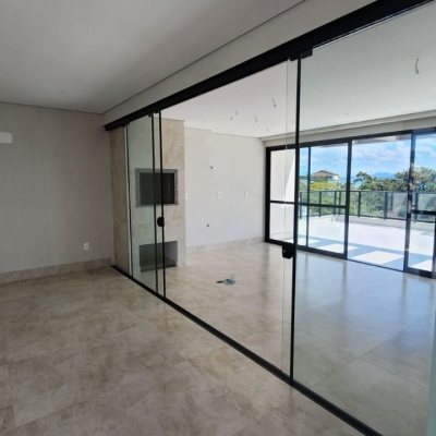 Apartamentos com 51m², 1 quarto, 1 suíte, 1 garagem, no bairro Cacupé em Florianópolis