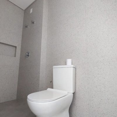 Casa Residencial com 170m², 4 quartos, 3 suítes, 2 garagens, no bairro Campeche em Florianópolis