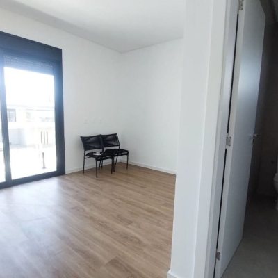 Casa Residencial com 170m², 4 quartos, 3 suítes, 2 garagens, no bairro Campeche em Florianópolis