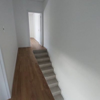 Casa Residencial com 170m², 4 quartos, 3 suítes, 2 garagens, no bairro Campeche em Florianópolis