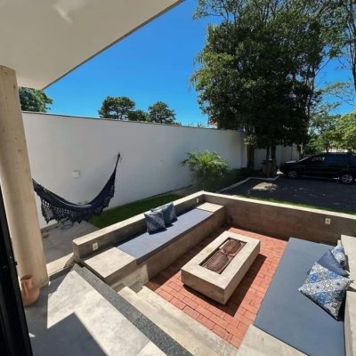 Casa em Condomínio com 275m², 4 quartos, 3 suítes, 6 garagens, no bairro Campeche em Florianópolis