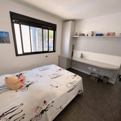 Casa em Condomínio com 275m², 4 quartos, 3 suítes, 6 garagens, no bairro Campeche em Florianópolis