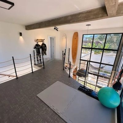 Casa em Condomínio com 275m², 4 quartos, 3 suítes, 6 garagens, no bairro Campeche em Florianópolis