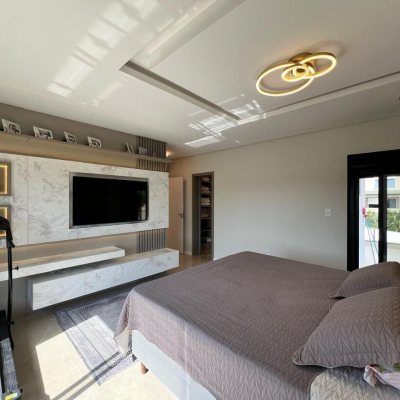 Casa em Condomínio com 225m², 3 quartos, 3 suítes, 2 garagens, no bairro Ingleses do Rio Vermelho em Florianópolis